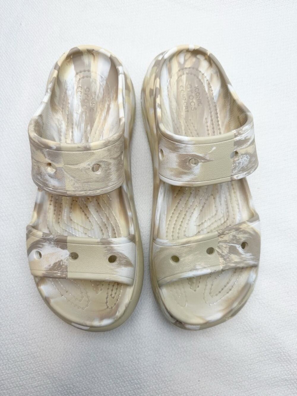 CROCS Classic Crush Marbled Sandal Platform Women Size 10